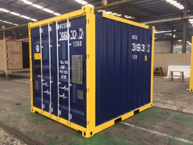 Front and side of a HACON 10ft offshore container