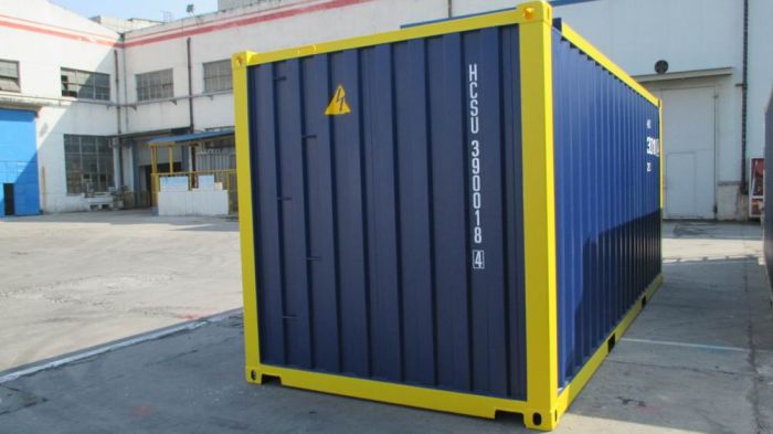  20ft Offshore container with a heavier construction and thicker sheet steel