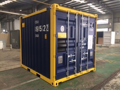 10ft offshore container side picture with closed doors